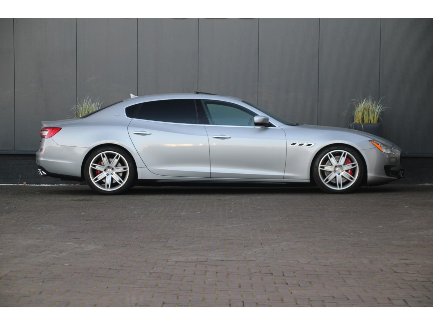 Maserati Quattroporte 3.8 V8 GTS | 530pk |  BTW | Schuifdak | B&W Audio | — foto 6 van 42