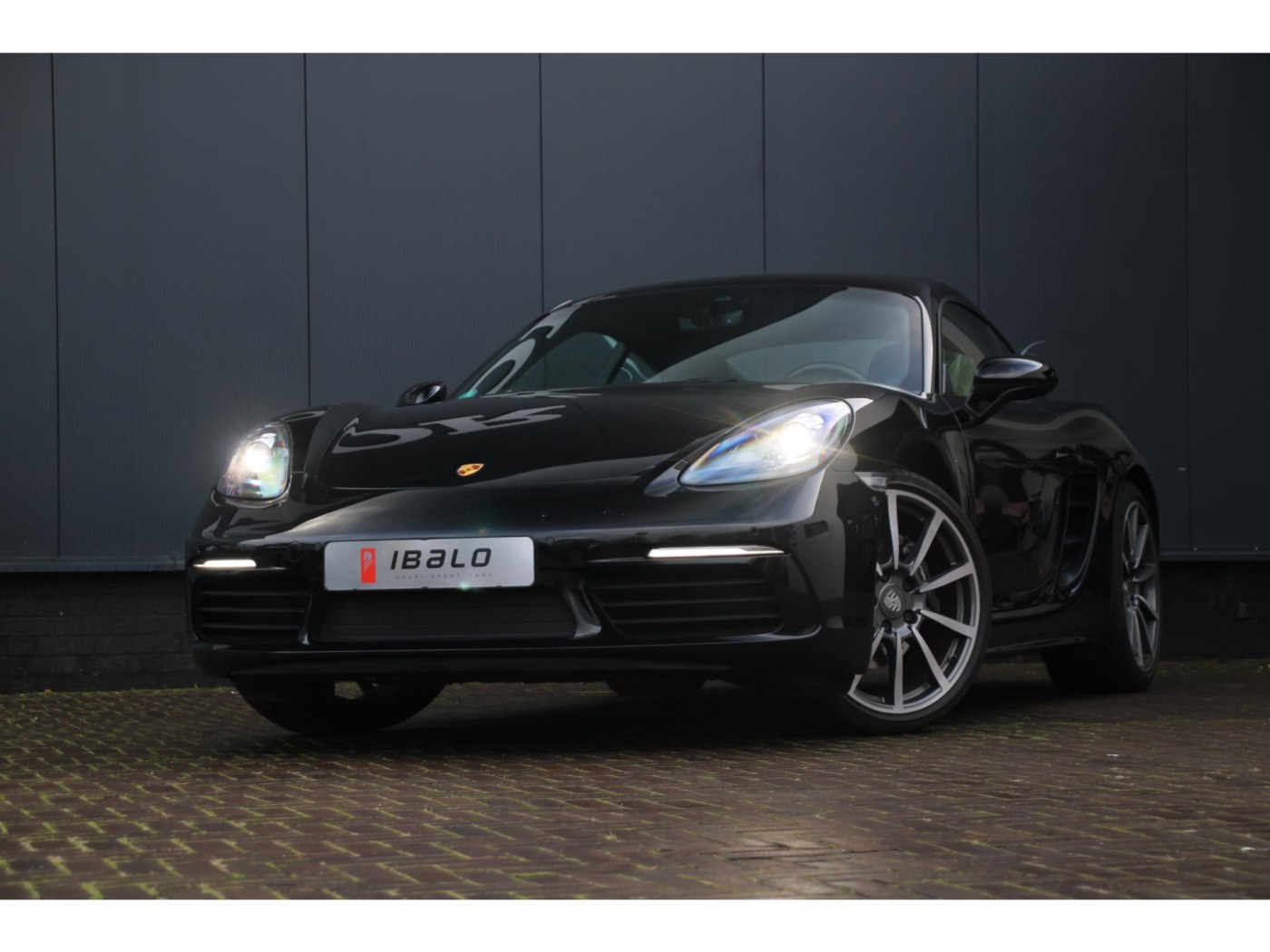 Porsche 718 Cayman 2.0 Porsche 718 Cayman | 300pk | Sportuitlaat | 1e eigenaar | — foto 27 van 31