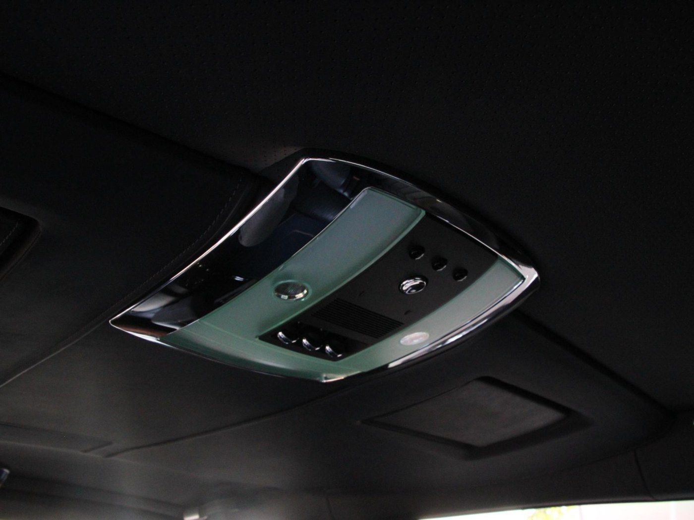 Rolls-Royce Phantom VII 6.75 EWB | Power Close Doors | — foto 50 van 102