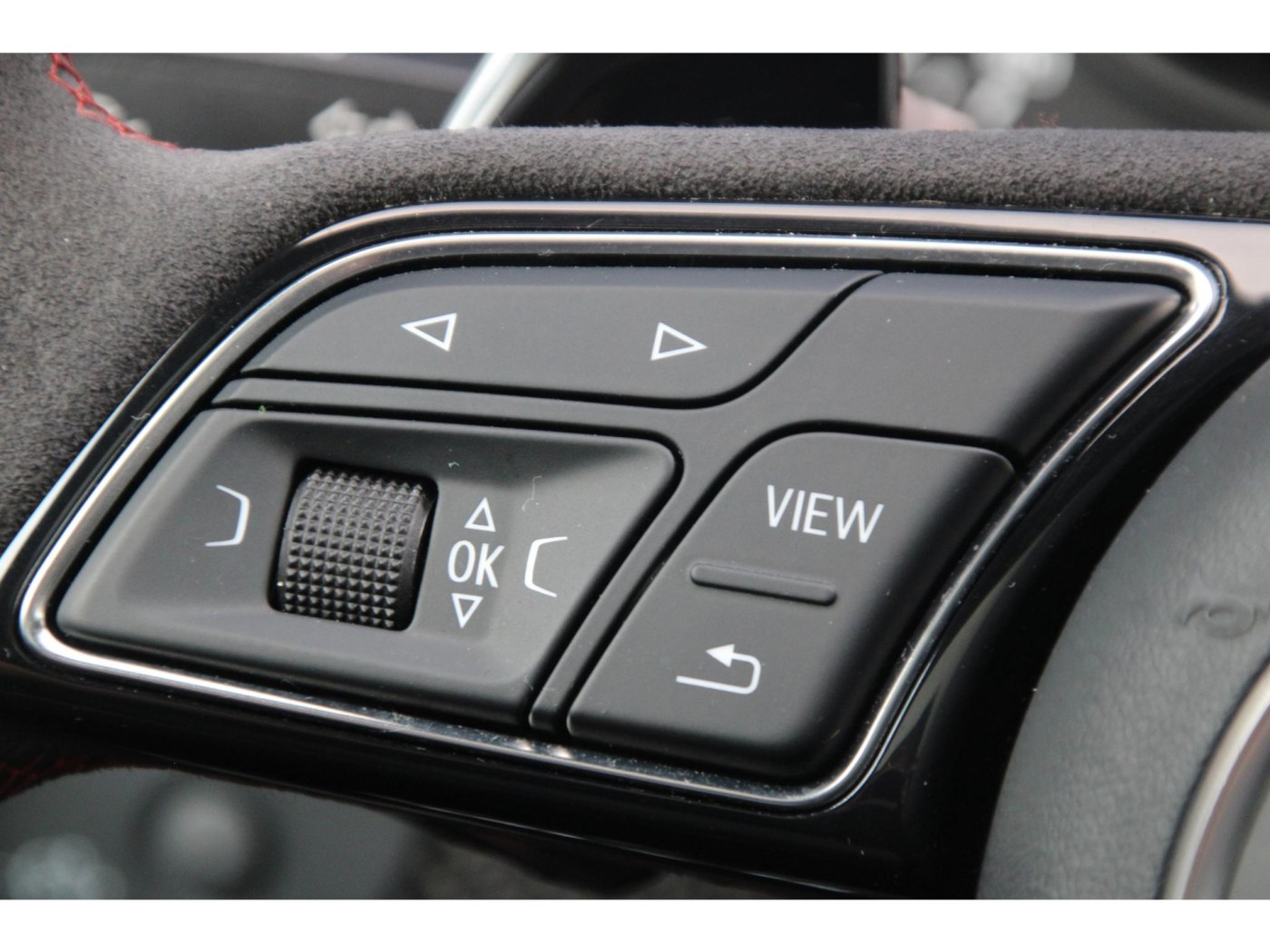 Audi RS4 Avant 2.9 TFSI quattro | Keramisch | HUD | B&O | Carbon | — foto 29 van 67