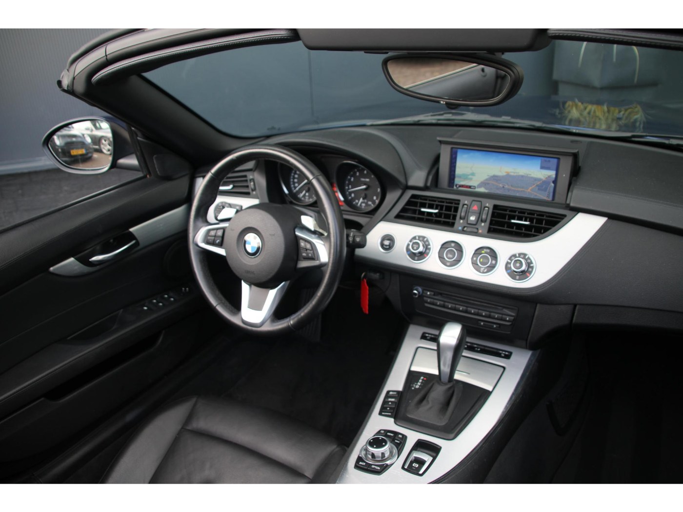 BMW Z4 Roadster sDrive23i | 6-cilinder 204pk | Youngtimer | Zeer luxe | — foto 3 van 35