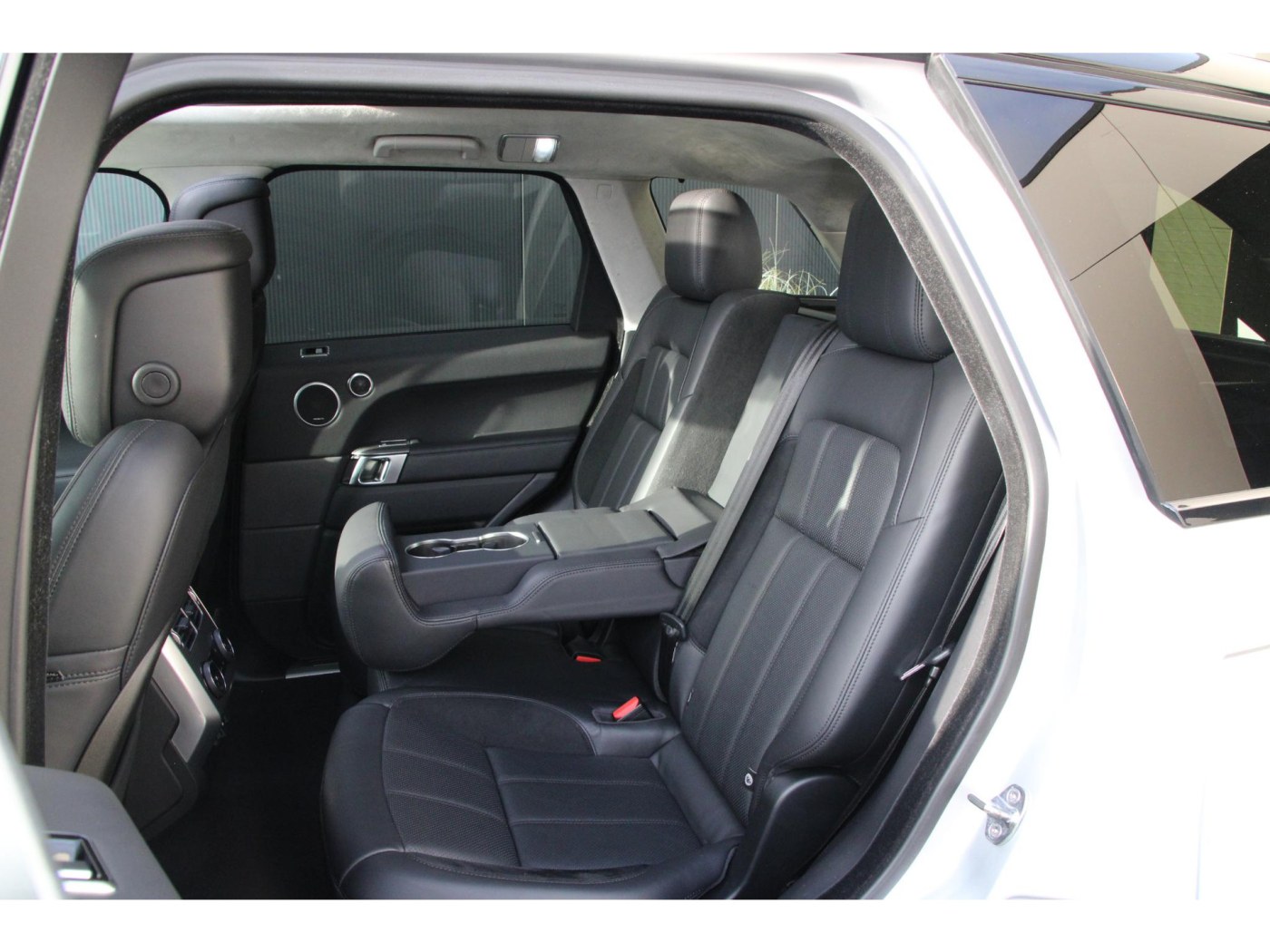 Land Rover Range Rover Sport 3.0 P400 HST | Carbon | Trekhaak | — foto 41 van 72
