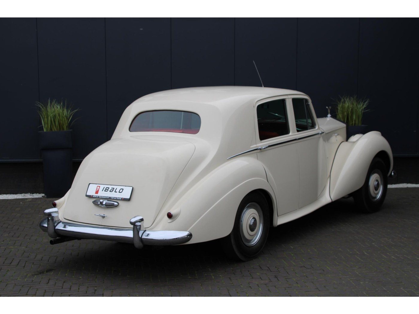 Rolls-Royce Silver Dawn 4.6 6-cilinder | 1953 | Automaat | Slechts 7.951km | BTW-Auto | — foto 17 van 20
