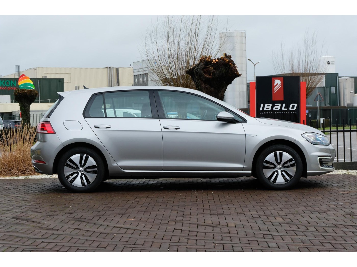 Volkswagen e-Golf E-DITION | BTW-auto | 8% bijtelling | Winterpakket | — foto 34 van 37