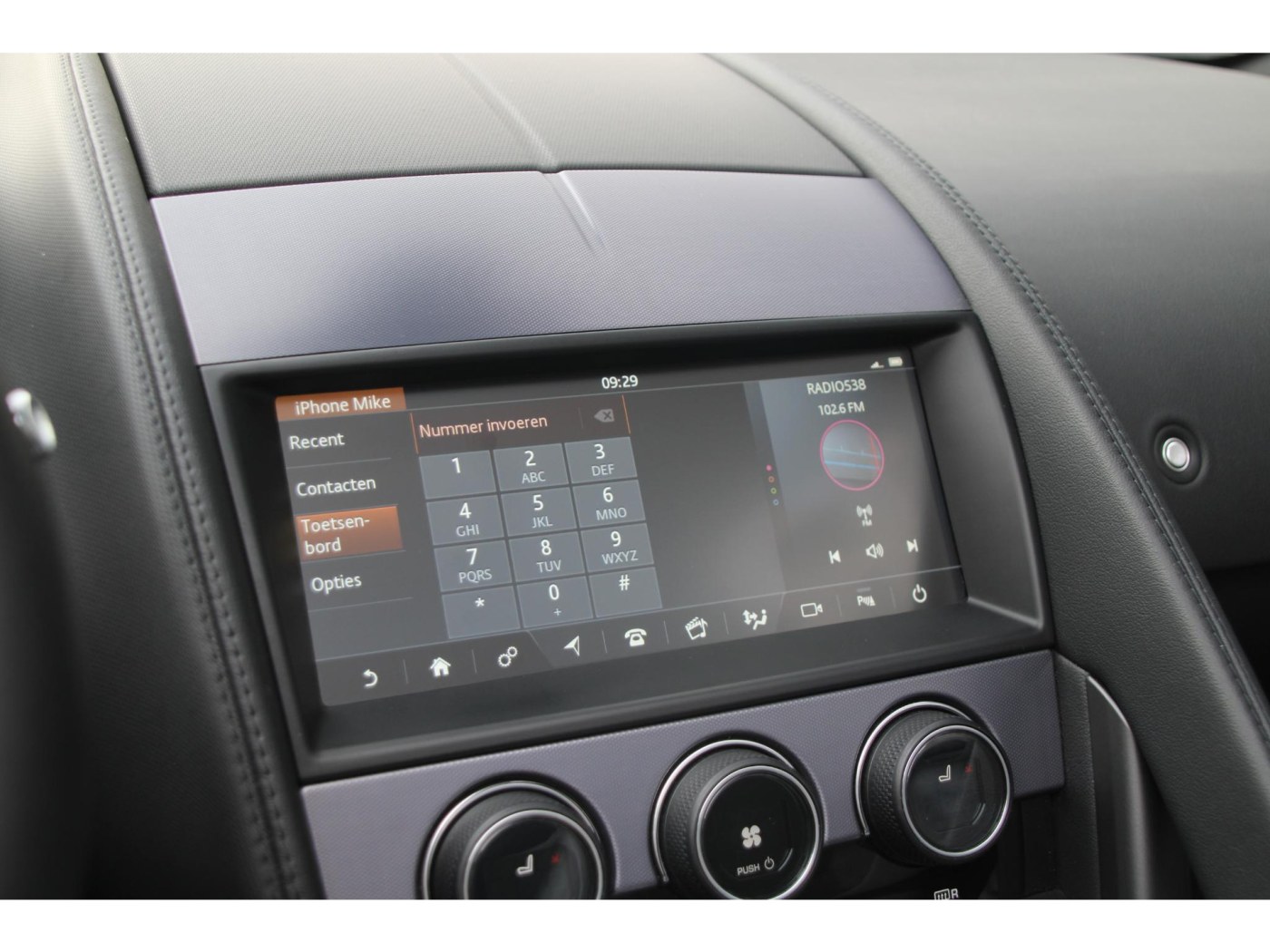 Jaguar F-Type P340 R-Dynamic | NL-auto | Drive pack | 20 inch | — foto 42 van 50
