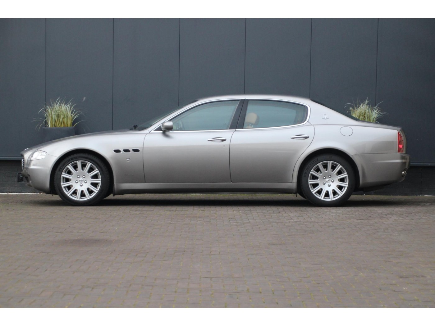 Maserati Quattroporte 4.2 Duo Select | Nieuwstaat | Historie | 400pk V8 | — foto 30 van 41