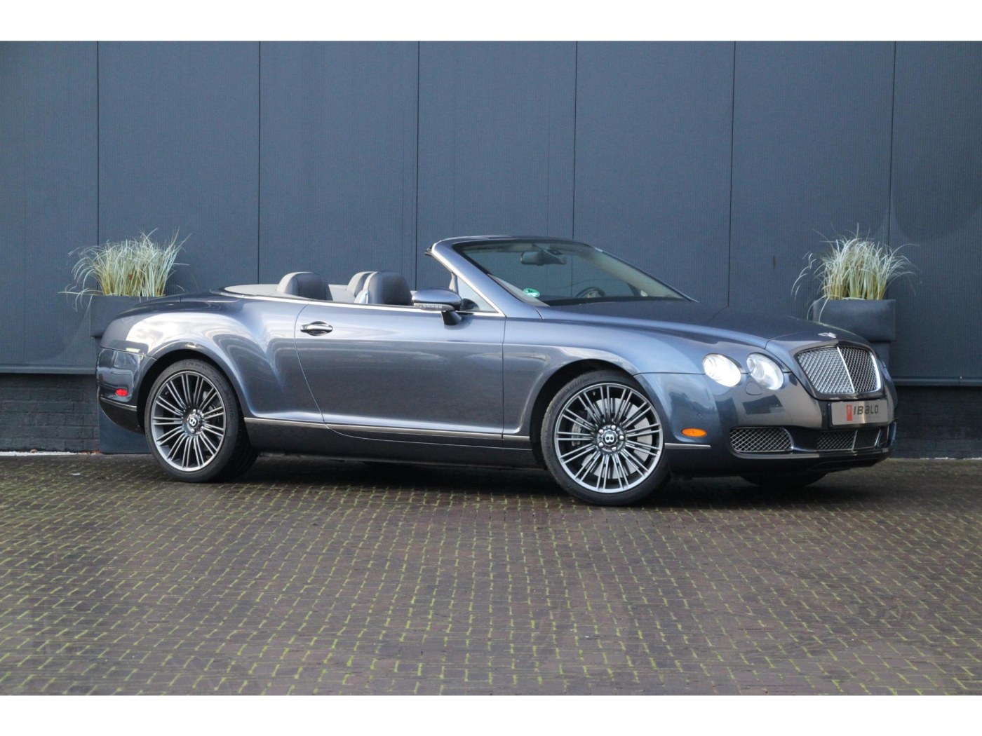 Bentley Continental GTC 6.0 W12 | 20" Speed | Diamond Stitching | — foto 34 van 43