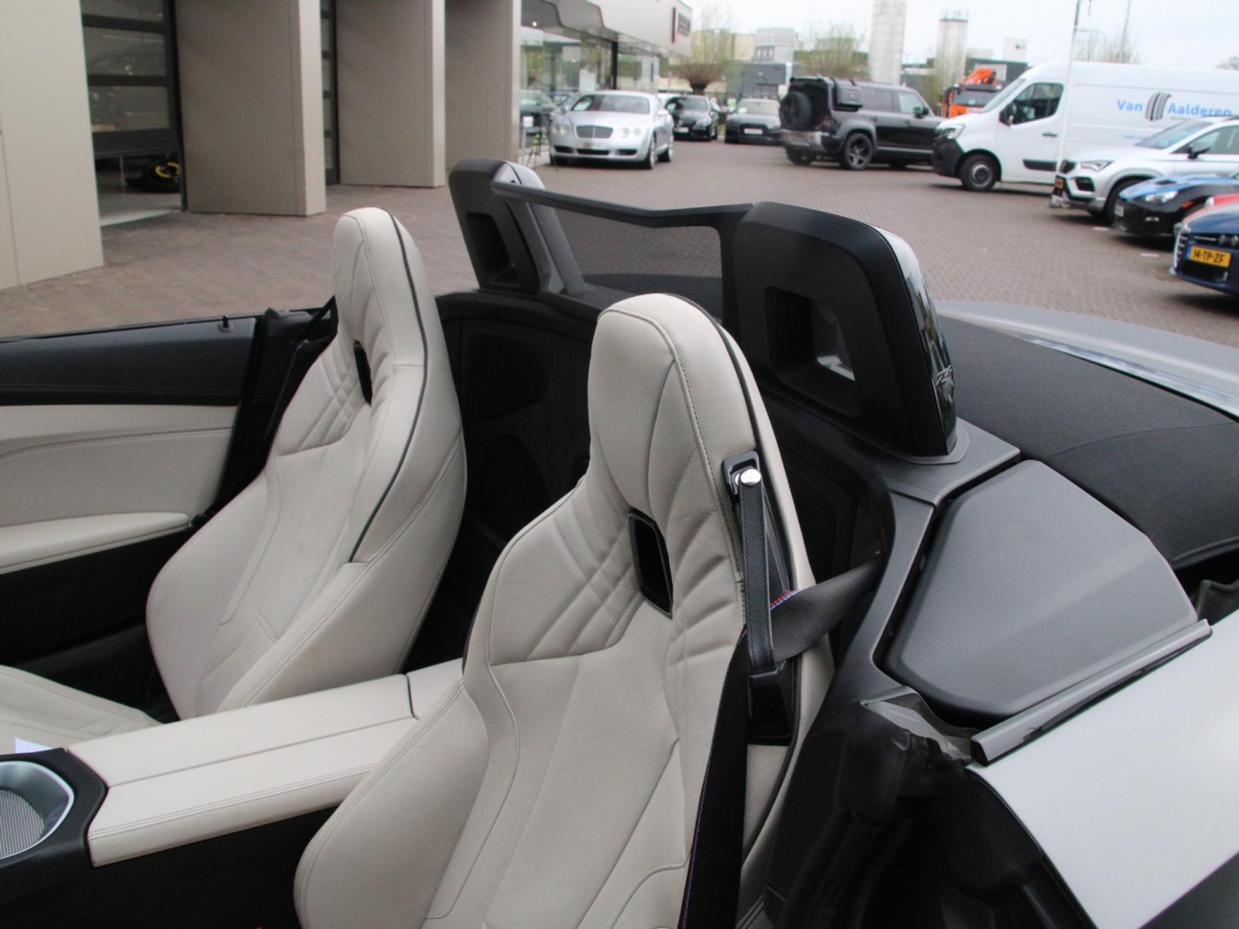 BMW Z4 Roadster M40i | Frozen Grey | Alle opties | — foto 23 van 48