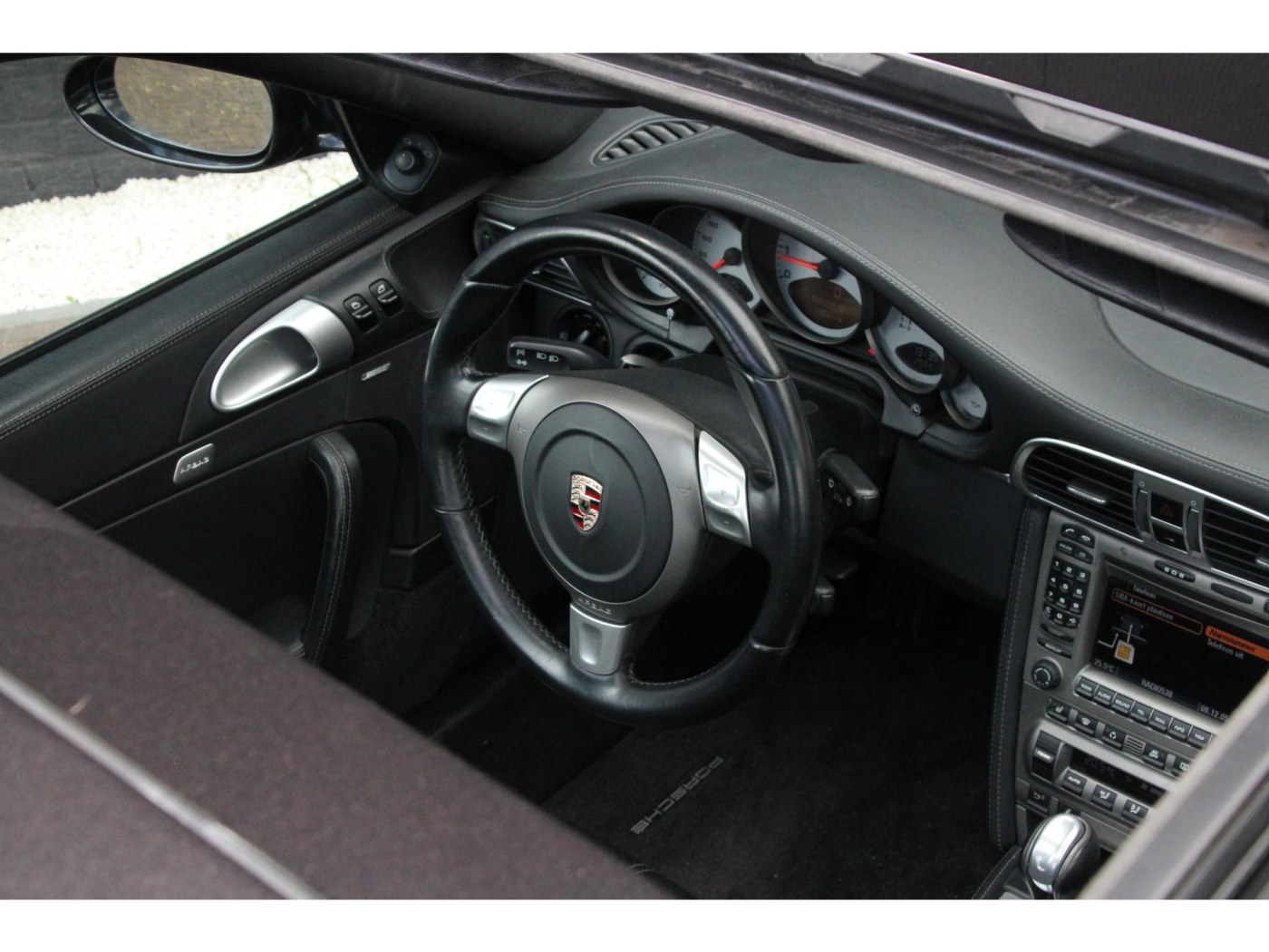Porsche 911 3.8 Carrera 4S (997) | BOSE | Schuifdak | Vol-Leder | — foto 3 van 36