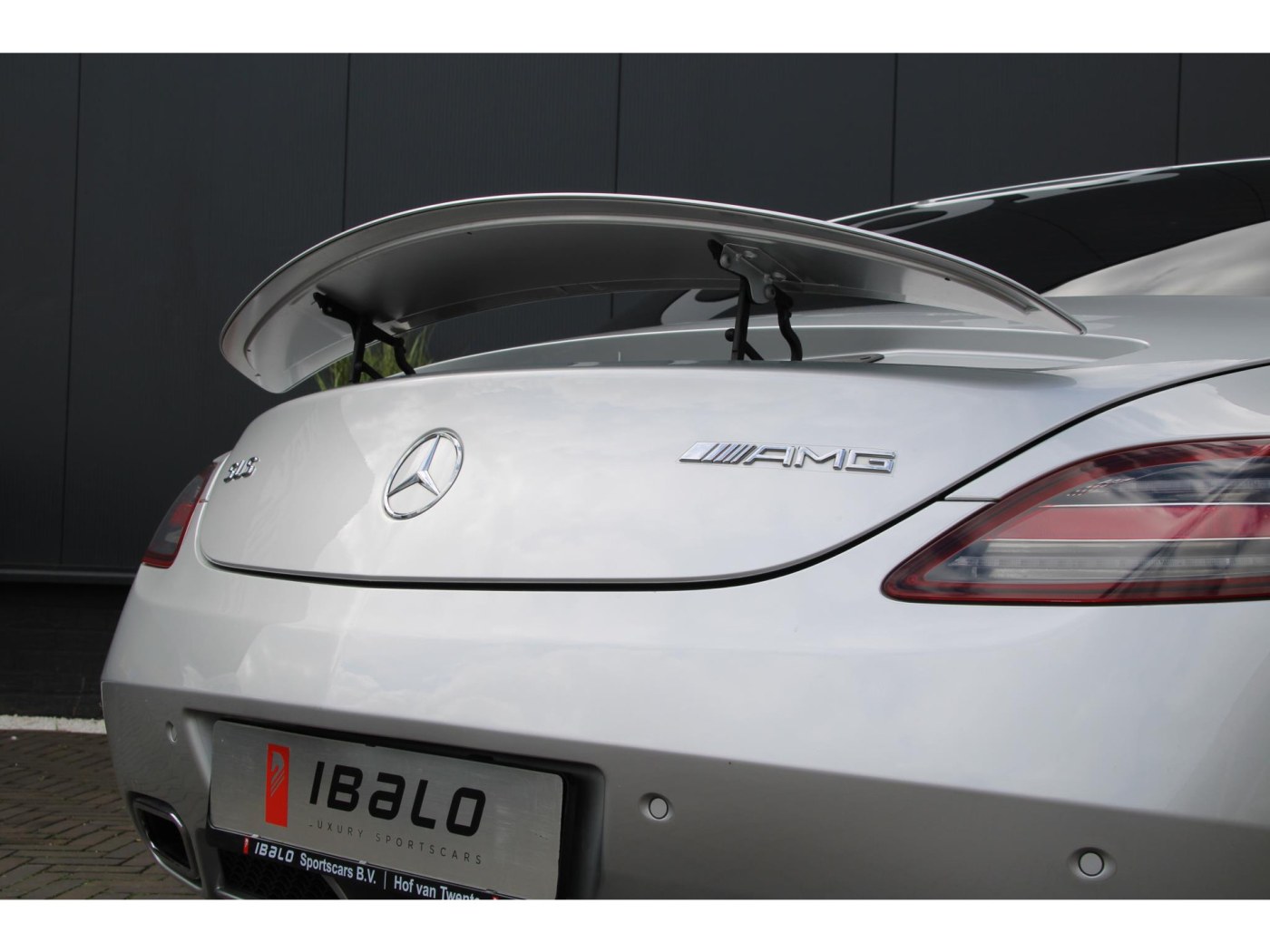 Mercedes-Benz SLS AMG Coupé — foto 15 van 47