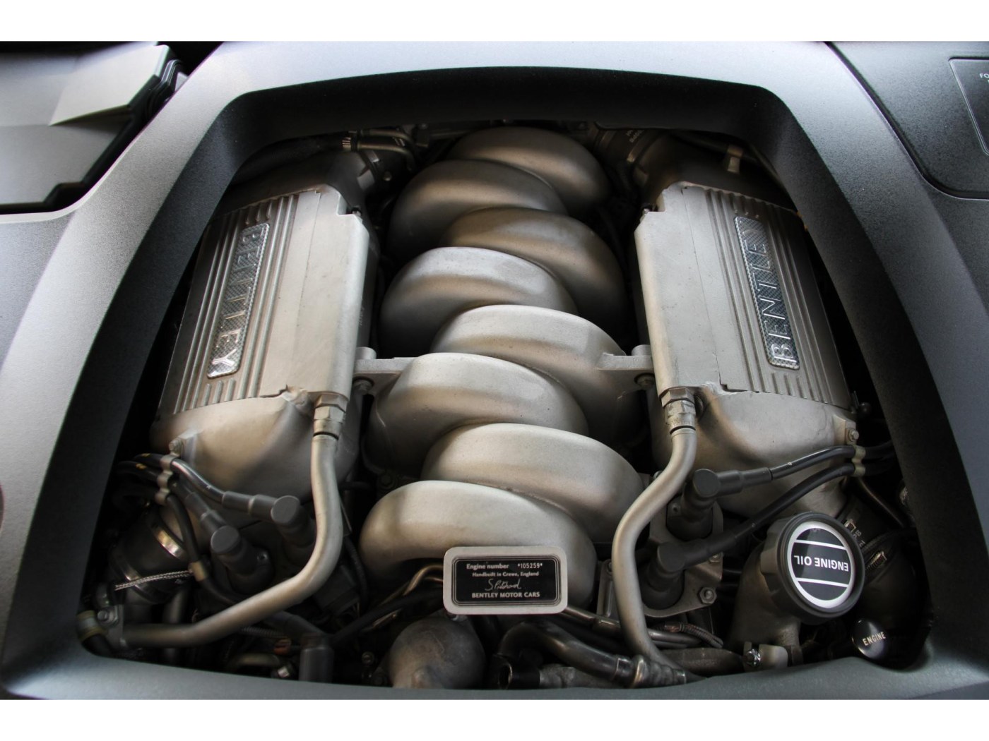 Bentley Arnage T | 456pk | 825Nm | BTW auto | slechts 28.960km | Youngtimer | — foto 47 van 49