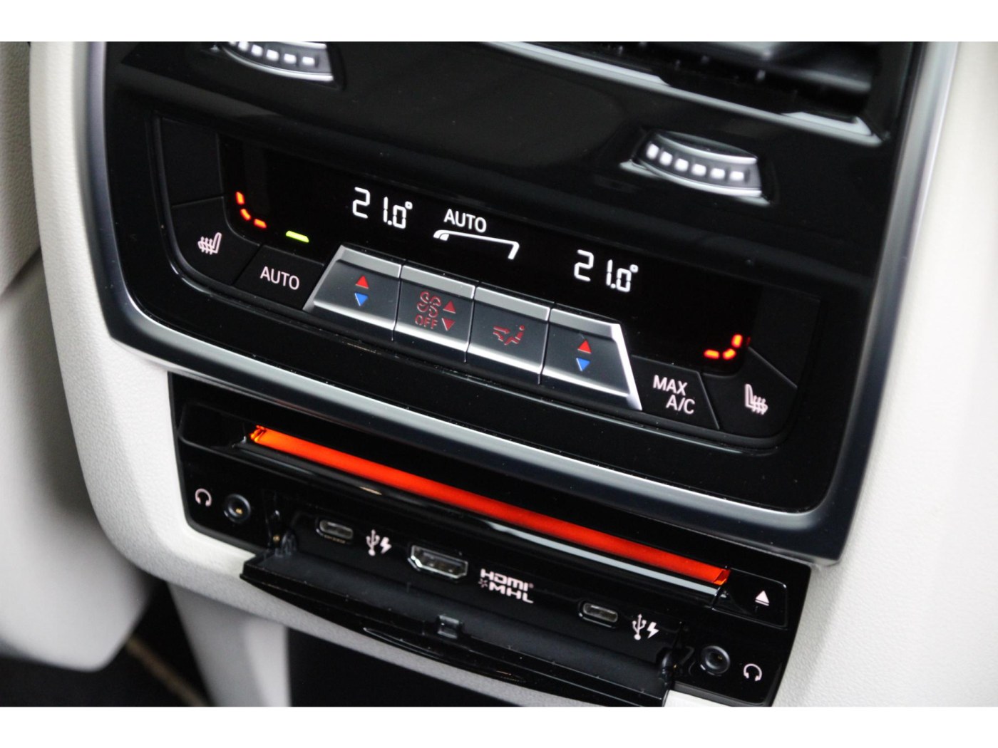 BMW X5 xDrive45e M-Sport | 395pk Hybride | INDIVIDUAL | BTW-auto | — foto 31 van 45
