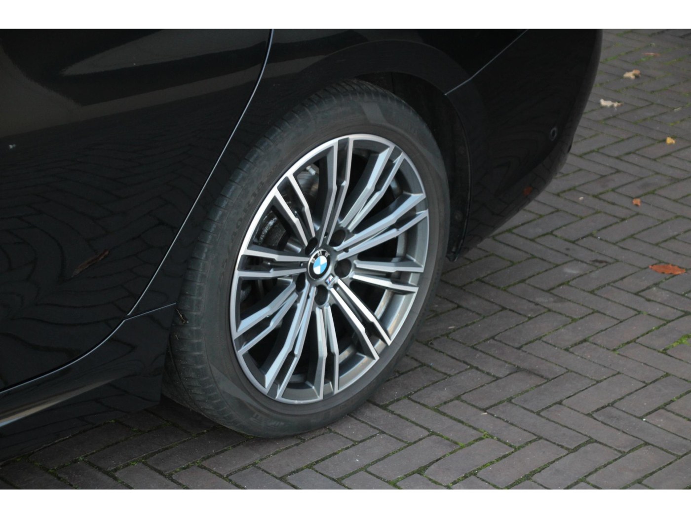 BMW 3-serie Touring 320i M-Sport | Panoramadak | HIFI | BTW-auto | — foto 13 van 39
