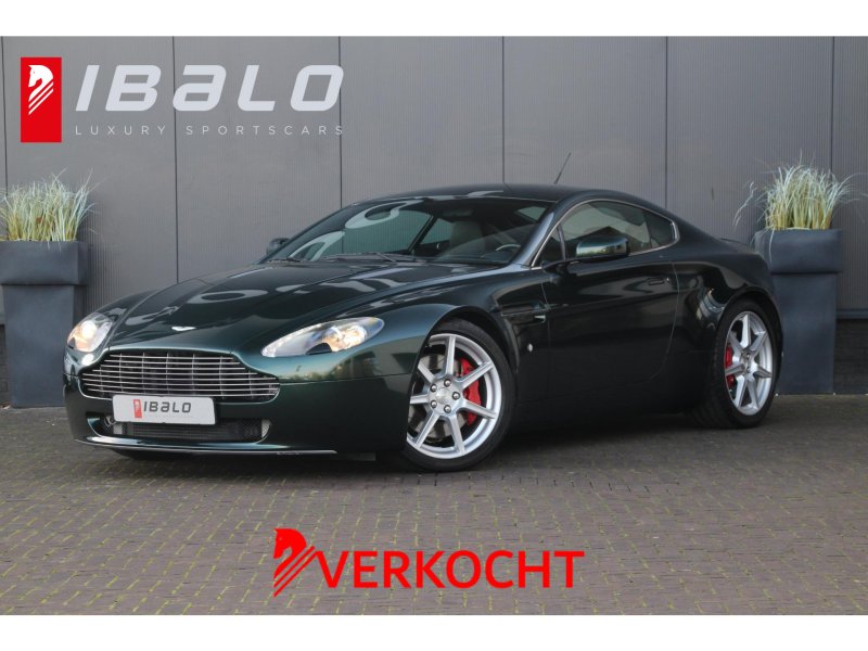Aston Martin Aston Martin V8 Vantage