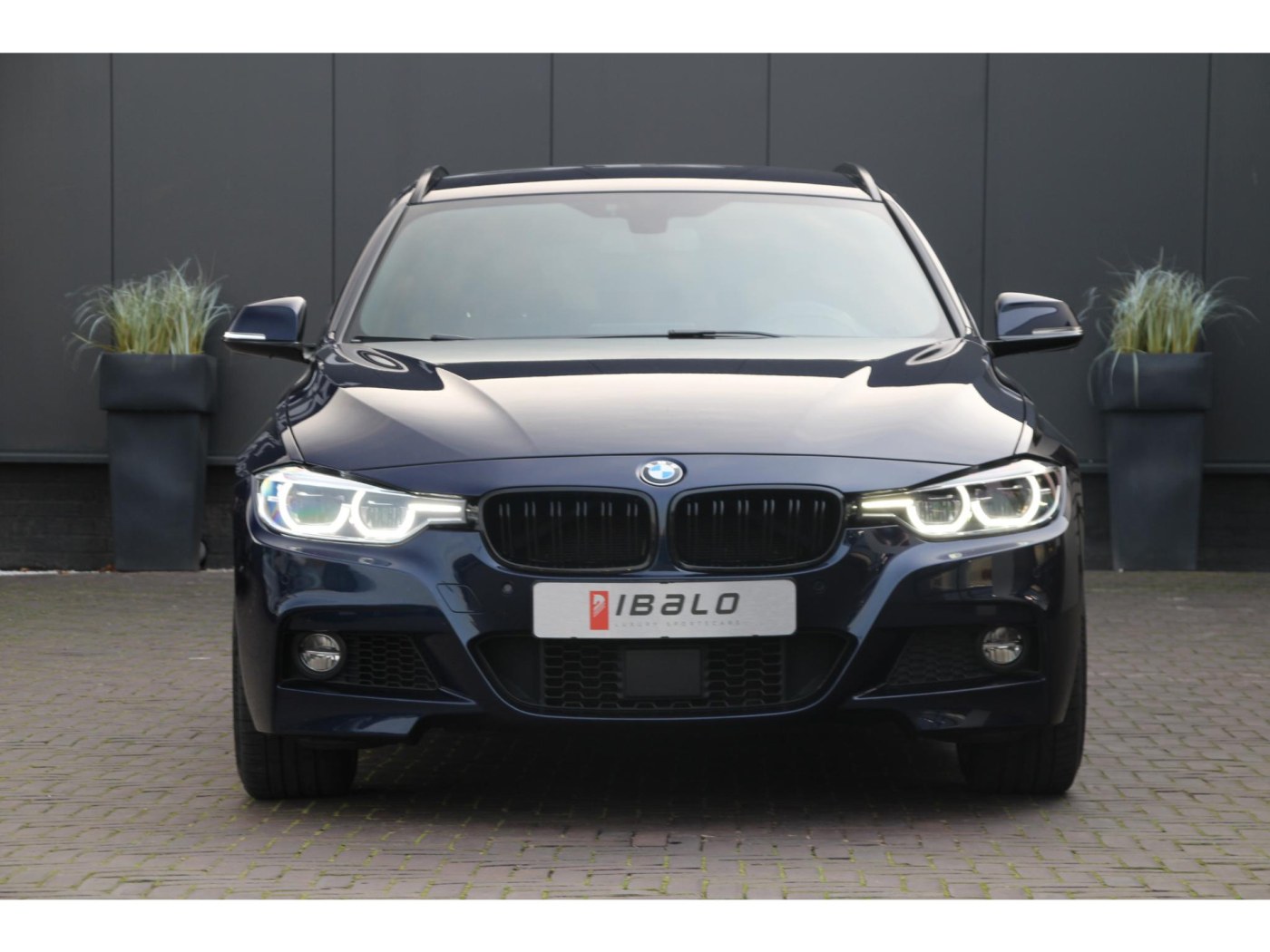 BMW 3-serie Touring 340i xDrive M-Sport | Trekhaak | El. stoelen | — foto 2 van 35