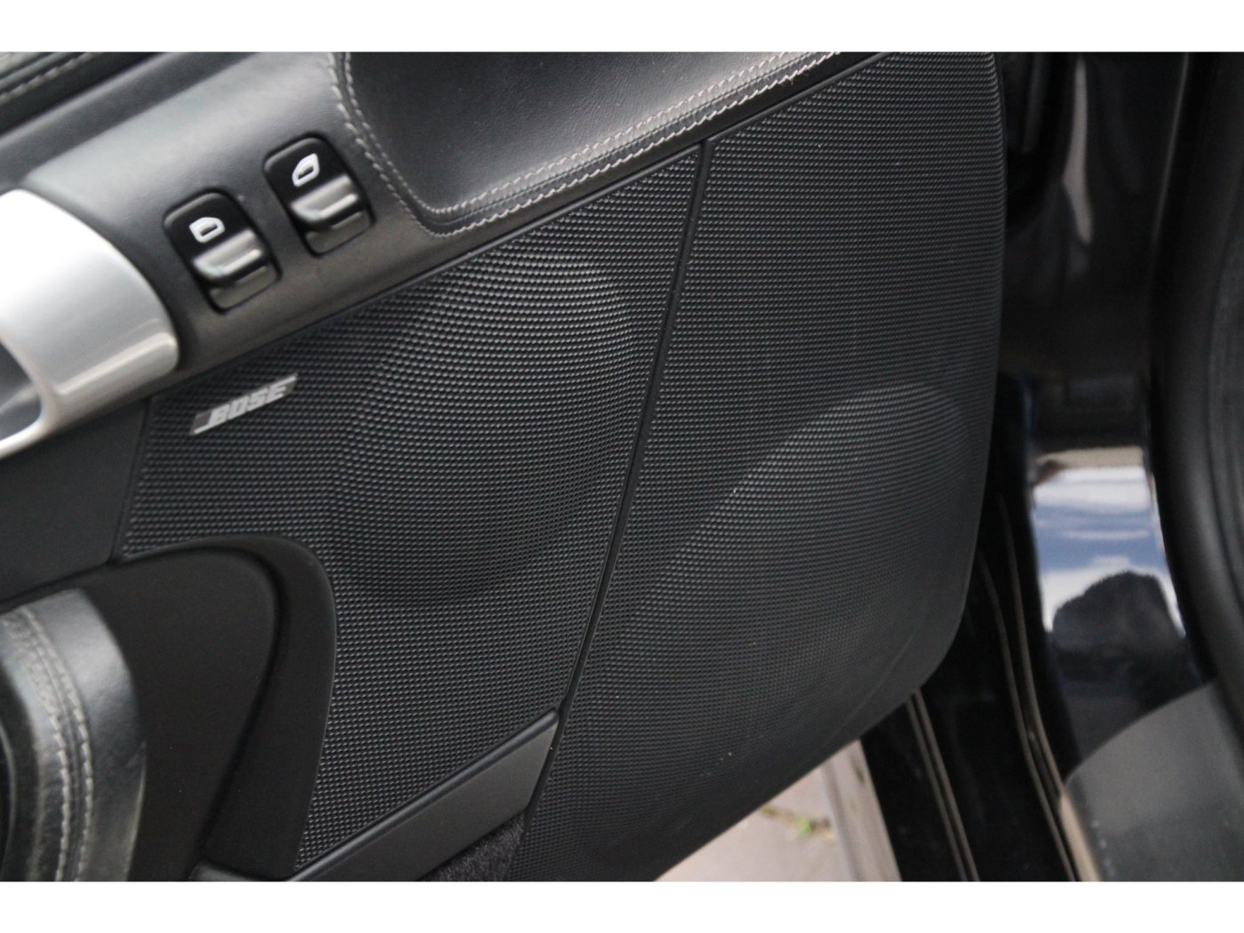 Porsche 911 3.8 Carrera 4S (997) | BOSE | Schuifdak | Vol-Leder | — foto 7 van 36