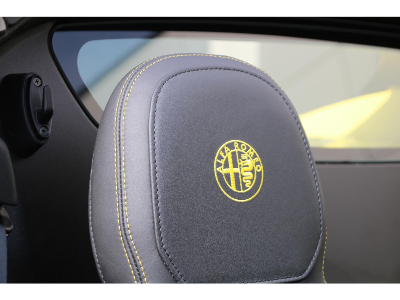 Alfa Romeo 4C Spider 1750TBI TCT — foto 11 van 38