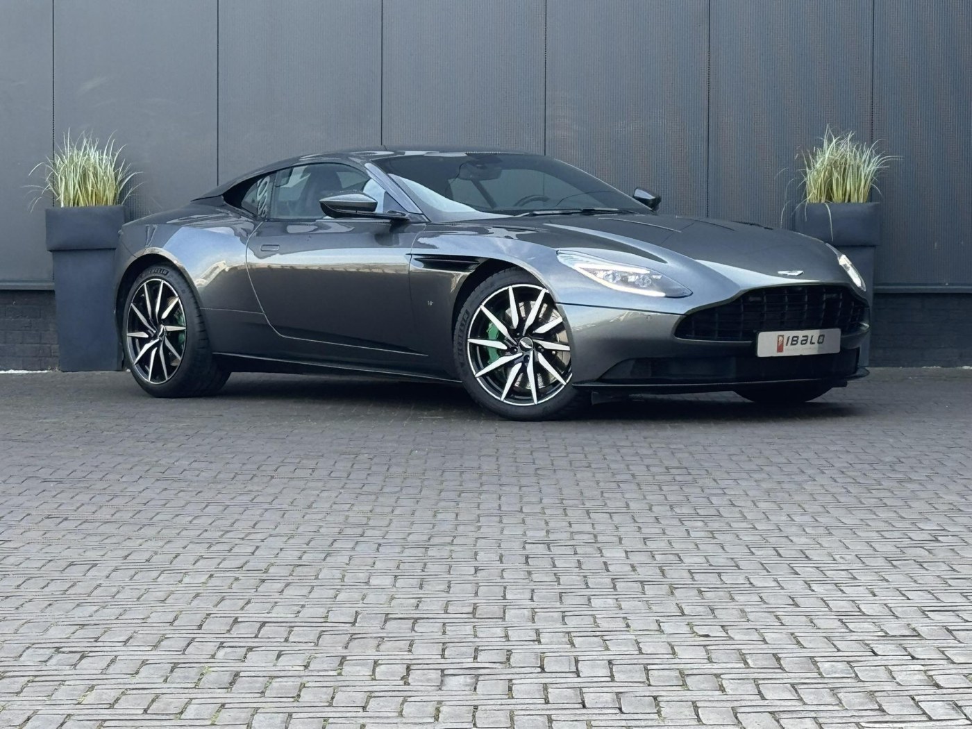 Aston Martin DB11 5.2 V12 | NL-auto | Dealer Onderh | PPF | — foto 37 van 49