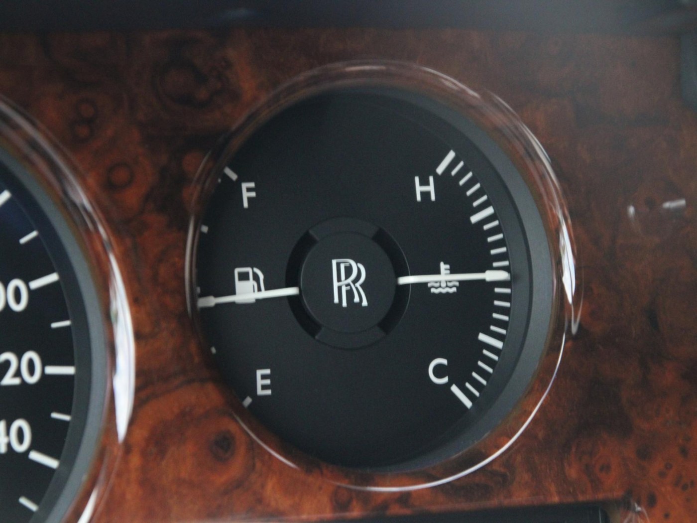 Rolls-Royce Phantom VII 6.75 EWB | Power Close Doors | — foto 93 van 102