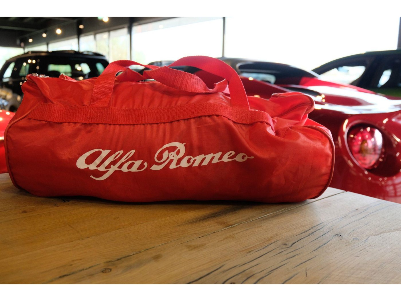 Alfa Romeo 4C Spider 1750TBI TCT - 240pk - Rosso Competizione - — foto 28 van 40