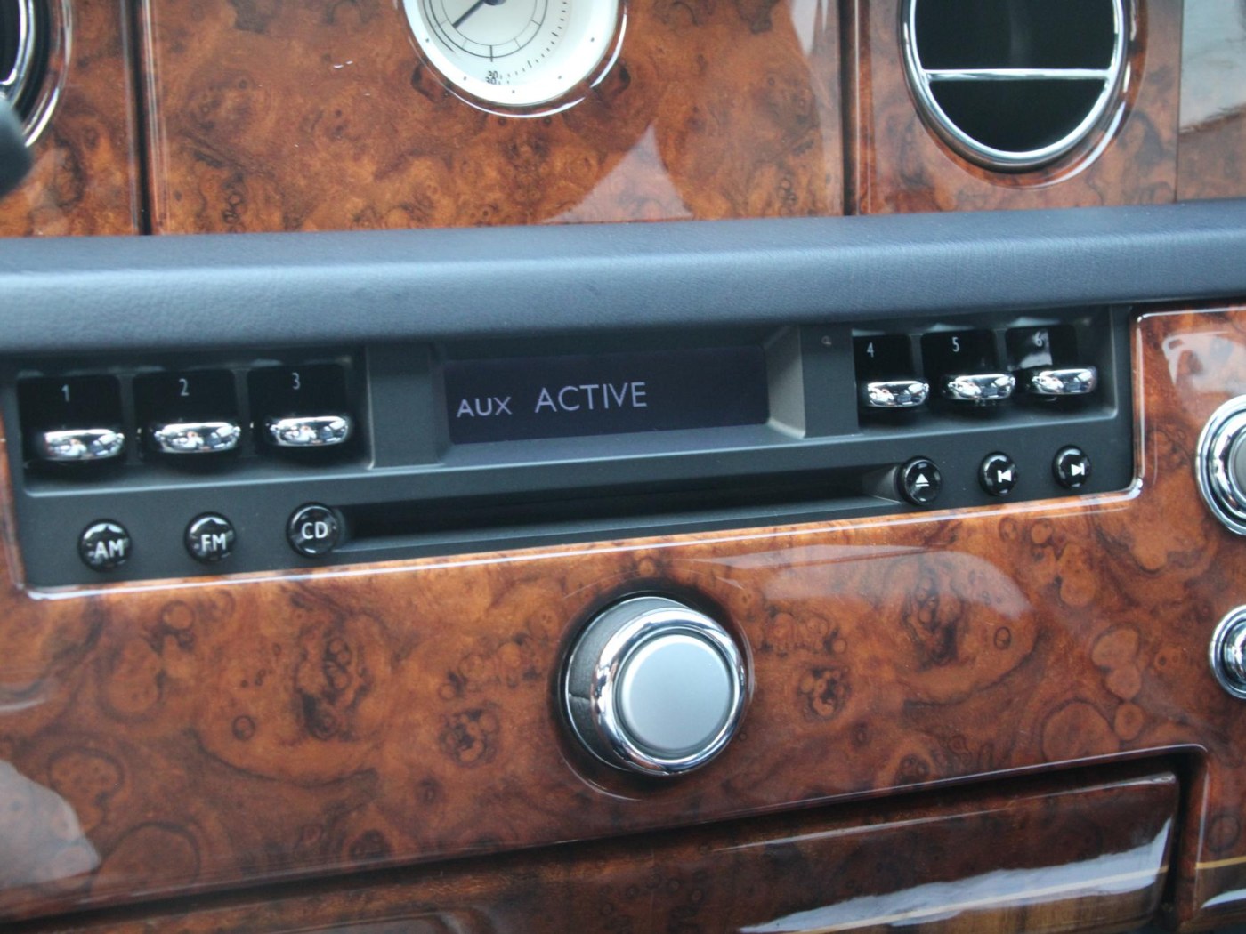 Rolls-Royce Phantom VII 6.75 EWB | Power Close Doors | — foto 39 van 102