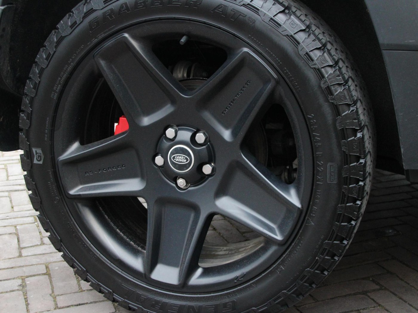 Land Rover Defender 3.0 D250 110 MHEV X-Dynamic HSE — foto 15 van 38