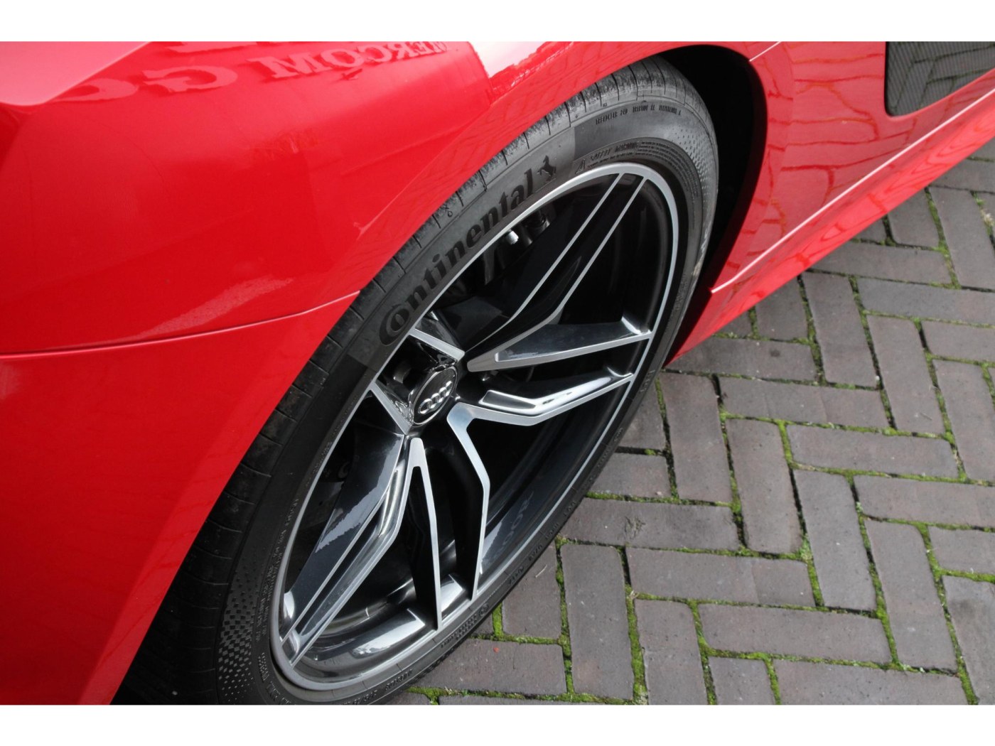 Audi R8 5.2 FSI quattro Plus | Dealer Onderh | B&O | Sportuitlaat | — foto 31 van 46