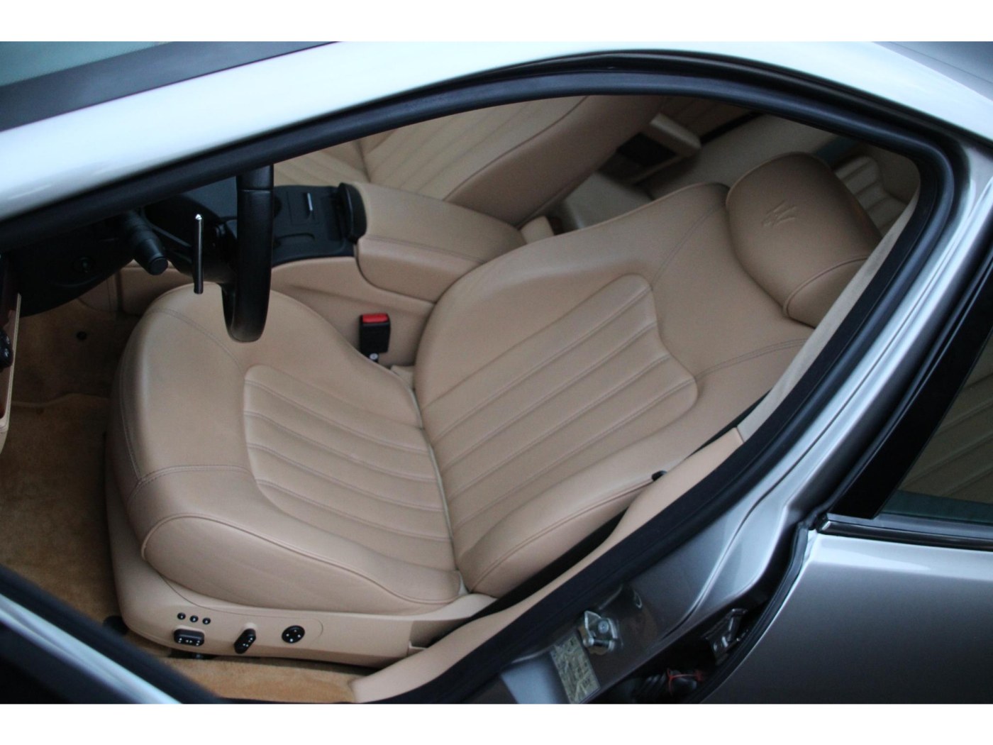 Maserati Quattroporte 4.2 Duo Select | Nieuwstaat | Historie | 400pk V8 | — foto 18 van 41