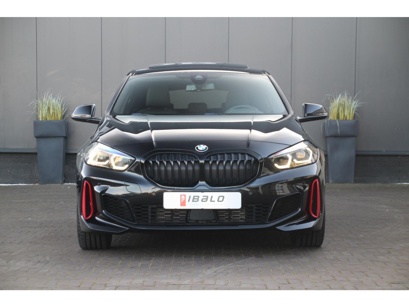 BMW 1-serie 128ti Executive Edition — foto 12 van 39
