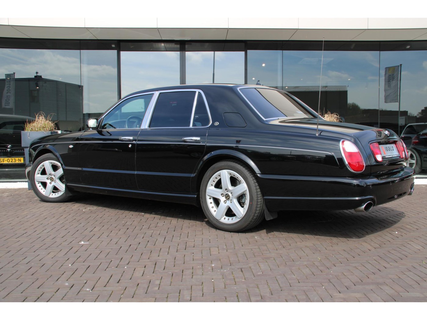 Bentley Arnage T | 456pk | 825Nm | BTW auto | slechts 28.960km | Youngtimer | — foto 20 van 49