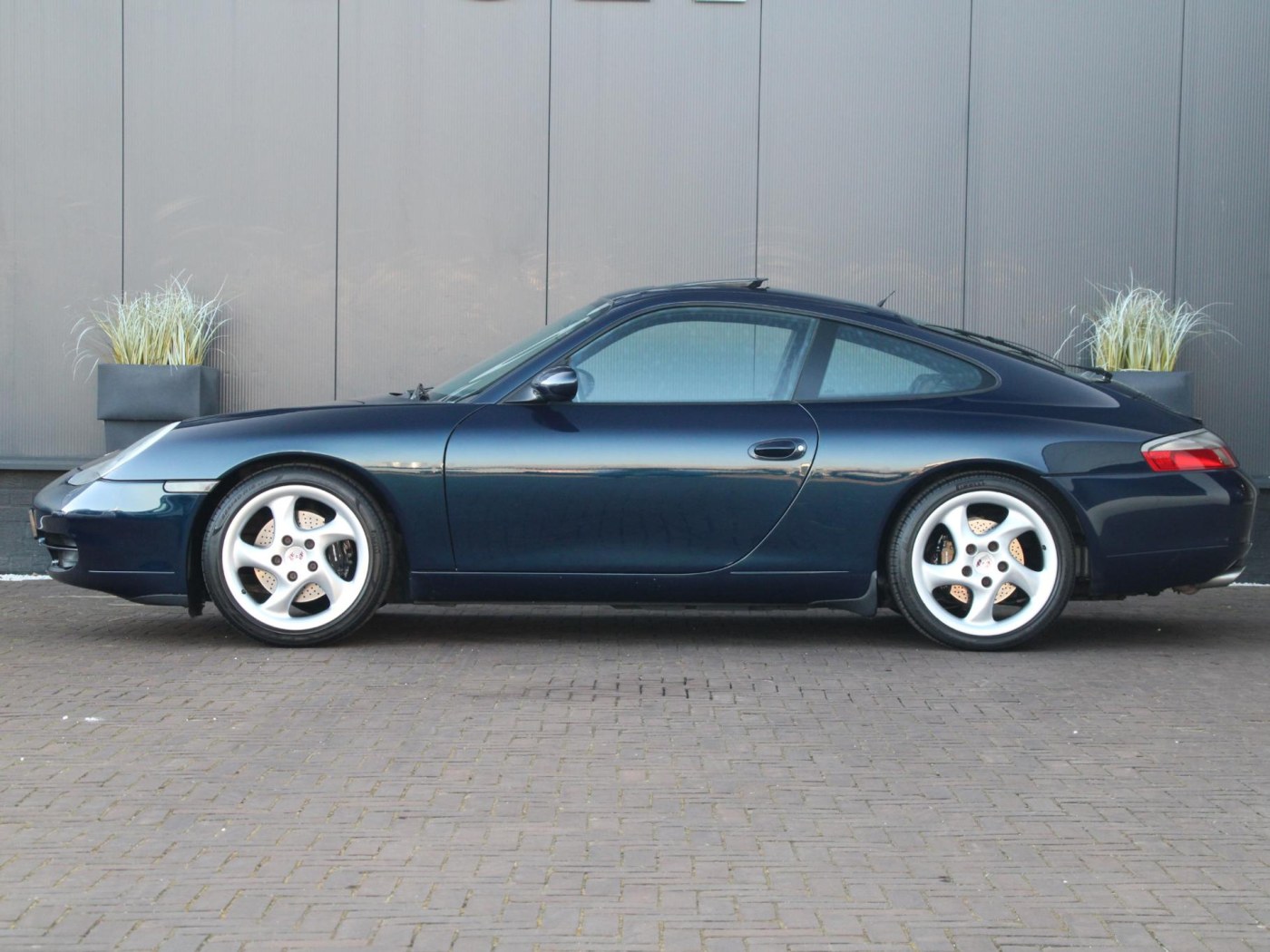 Porsche 911 3.4 Coupé Carrera (996) | Youngtimer | Schuifdak | — foto 7 van 32