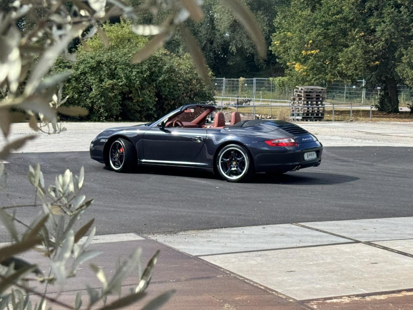 Porsche 911 Carrera 4S Cabrio | BTW | PCCM+ | Youngtimer | — foto 6 van 39