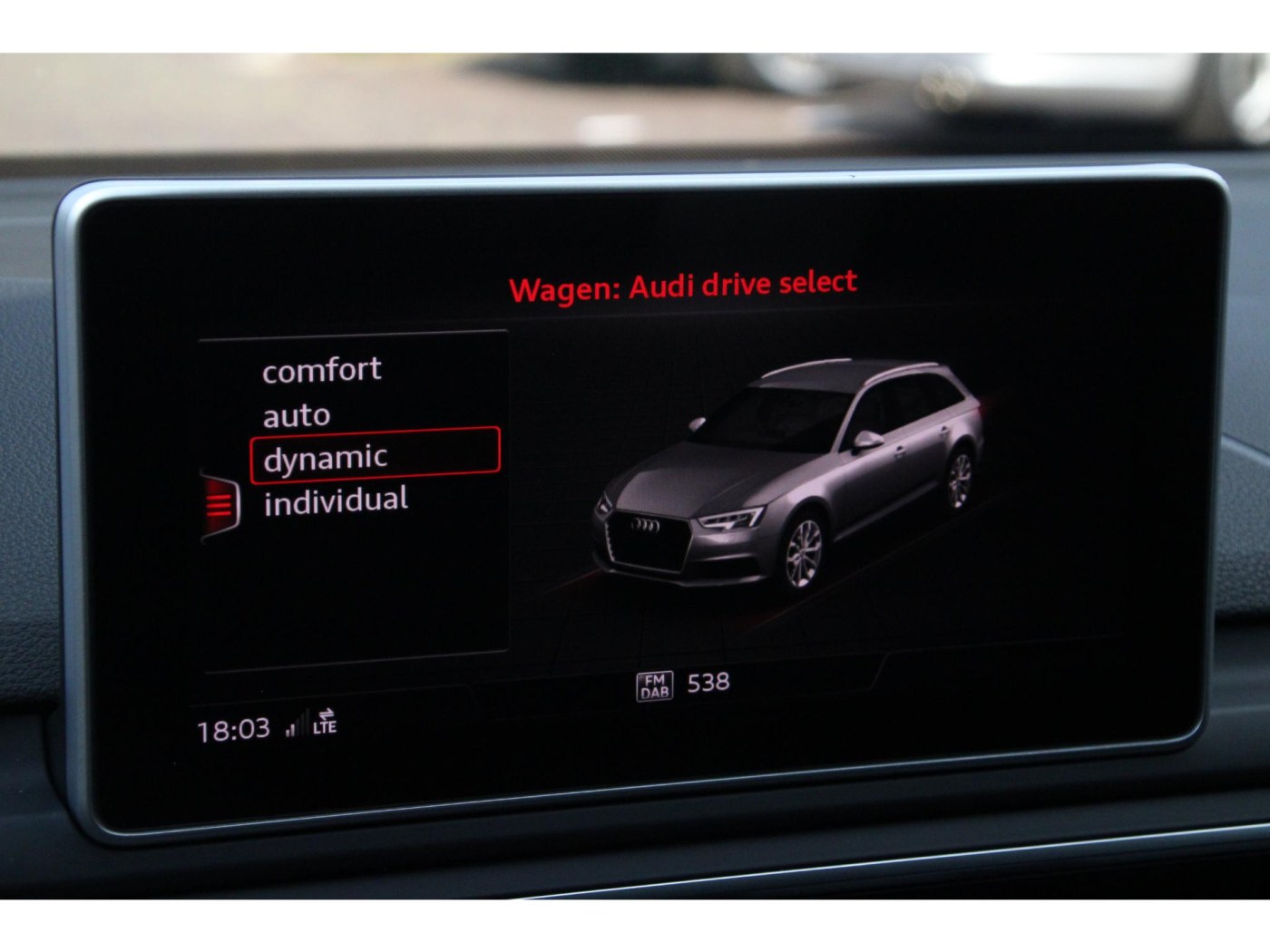 Audi RS4 Avant 2.9 TFSI quattro | Keramisch | HUD | B&O | Carbon | — foto 32 van 67