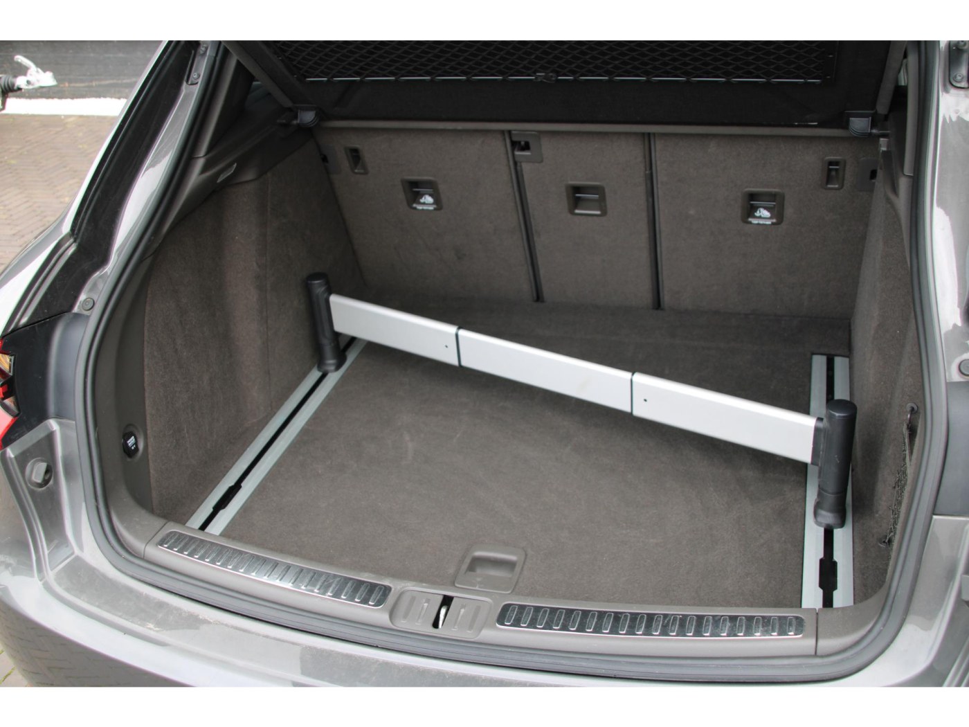 Porsche Macan 3.6 Turbo | 400pk | NL-auto | Trekhaak | ACC | — foto 26 van 41