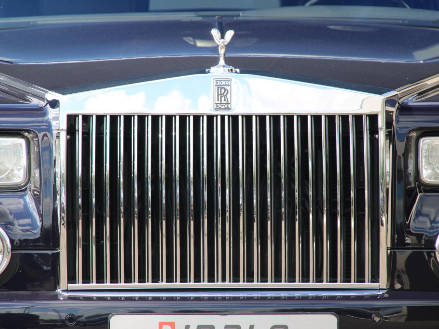 Rolls-Royce Phantom VII 6.75 EWB | Power Close Doors | — foto 51 van 102