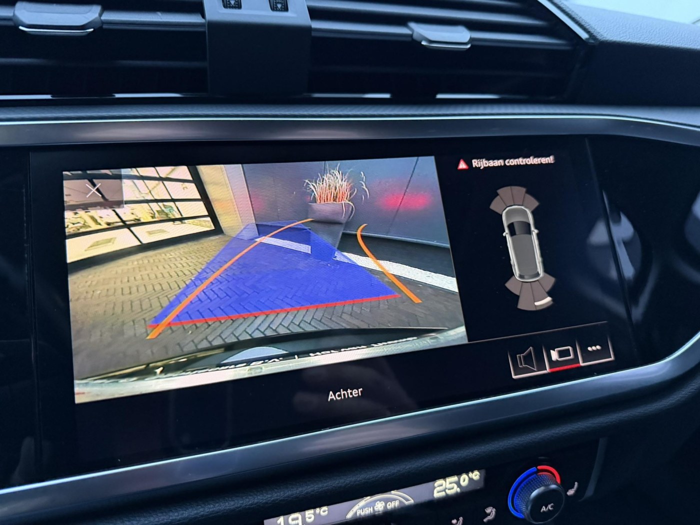 Audi Q3 35 TFSI Advanced Pro Line Plus | Pano | Leer | Carplay | — foto 8 van 41
