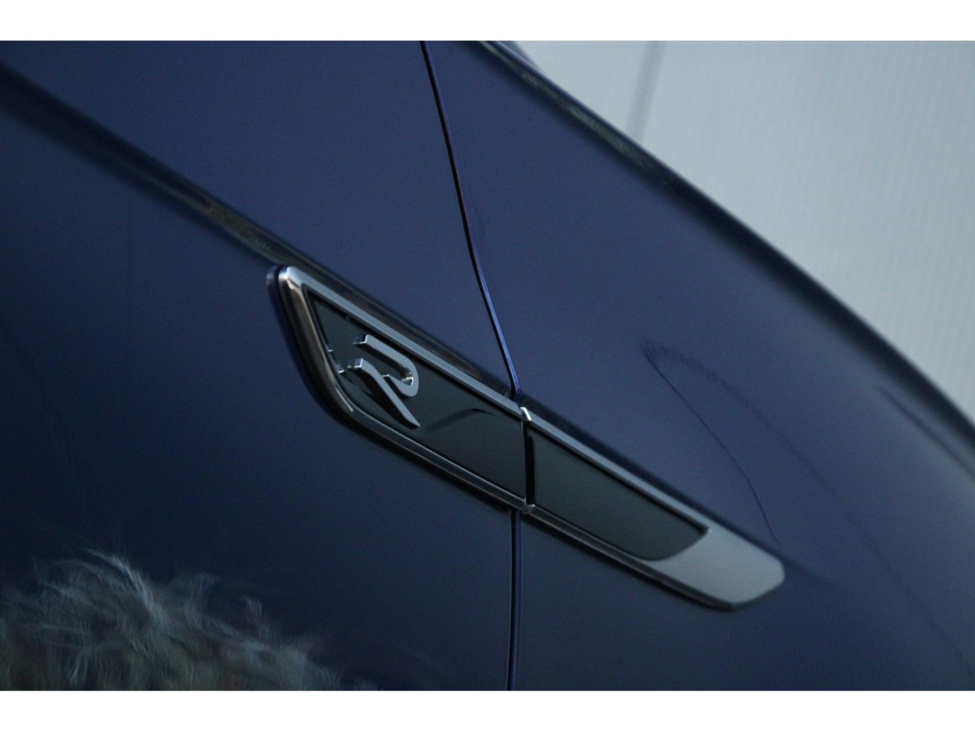 Volkswagen Touareg R 4Motion | 462pk | Massage | Nachtzicht | — foto 47 van 64