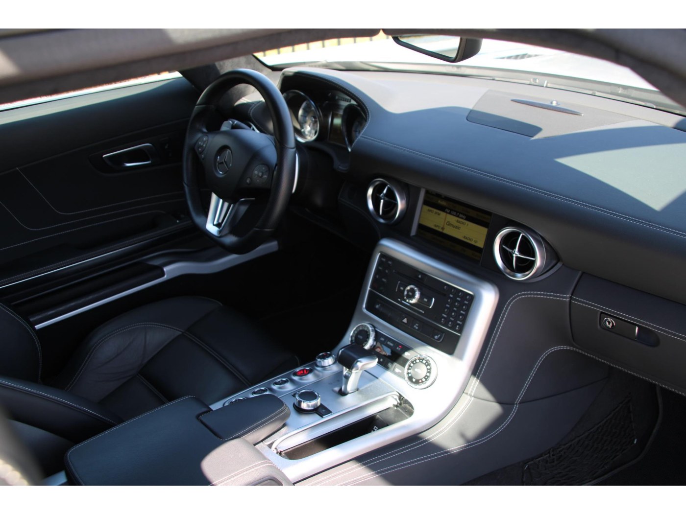 Mercedes-Benz SLS AMG Coupé — foto 40 van 47
