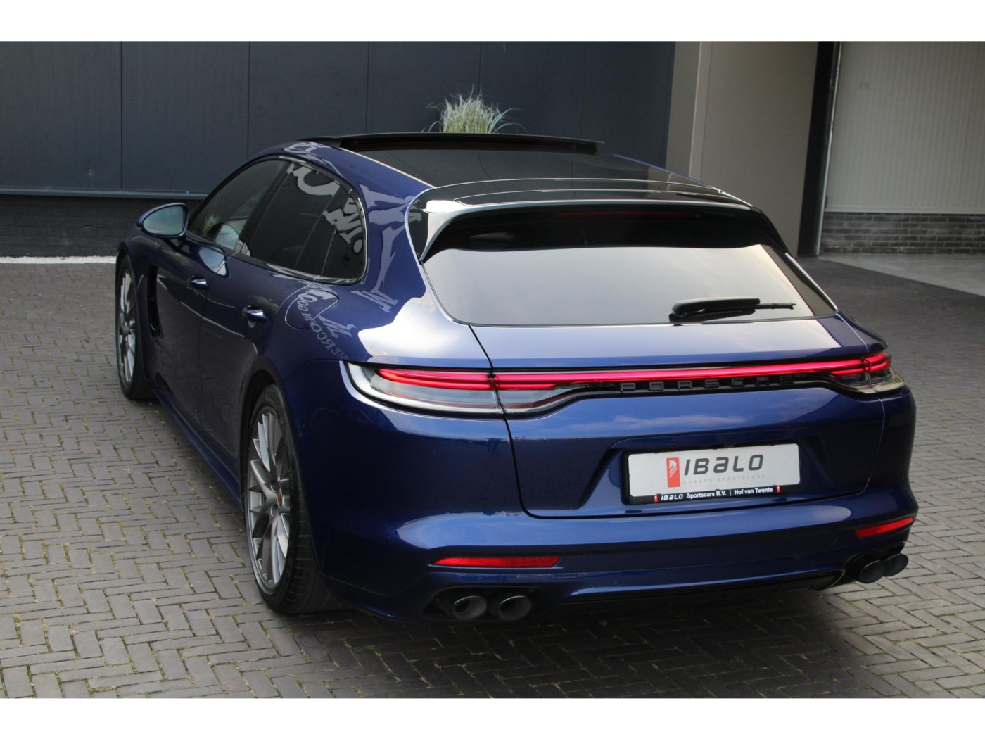 Porsche Panamera ST 4S E-Hybrid | PDCC | Achteras sturing | 560pk | — foto 7 van 59