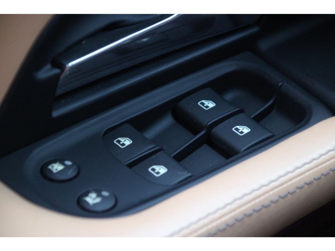 Maserati Quattroporte 4.2 Duo Select | Nieuwstaat | Historie | 400pk V8 | — foto 40 van 41