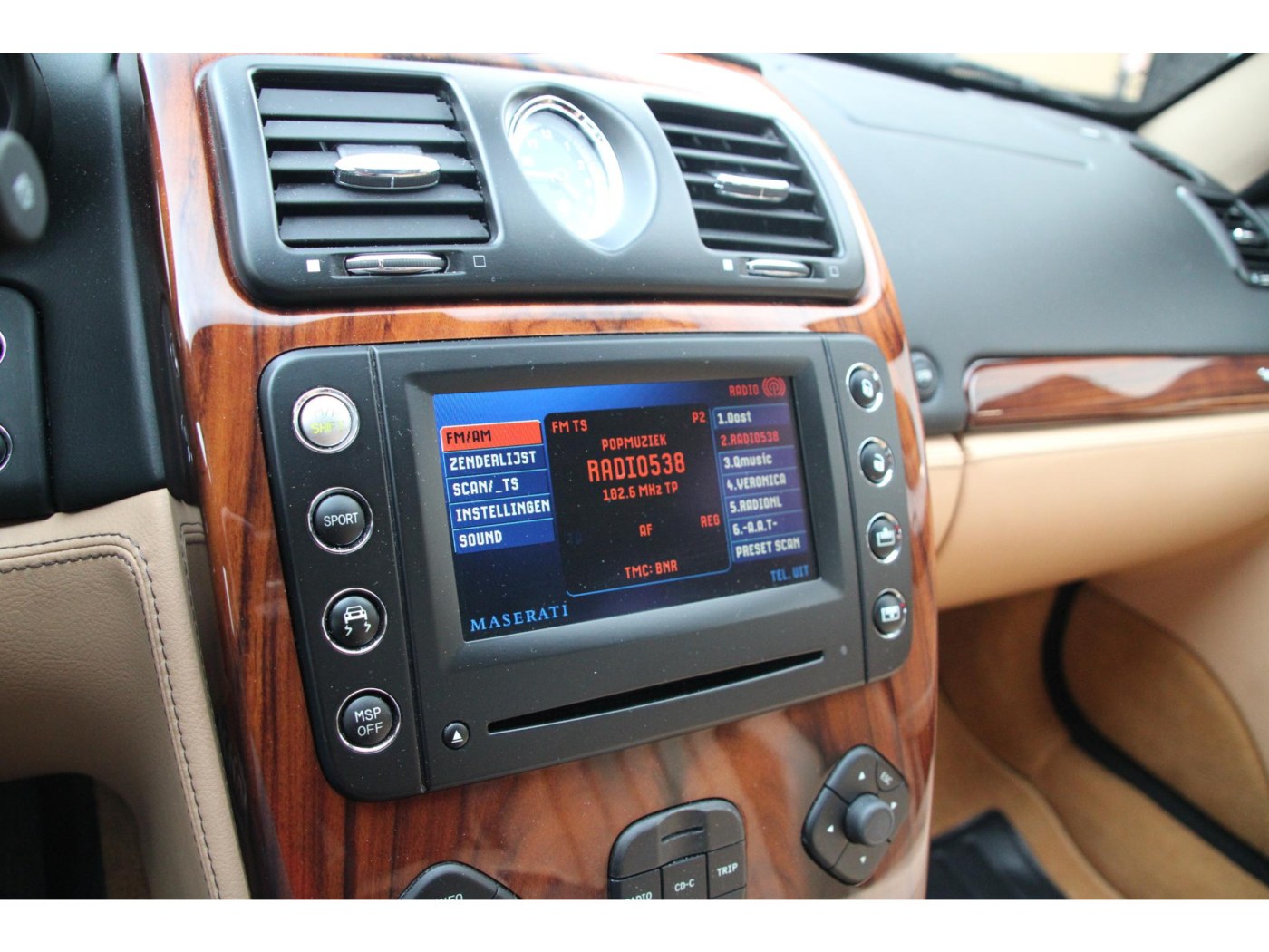Maserati Quattroporte 4.2 Duo Select | Nieuwstaat | Historie | 400pk V8 | — foto 25 van 41