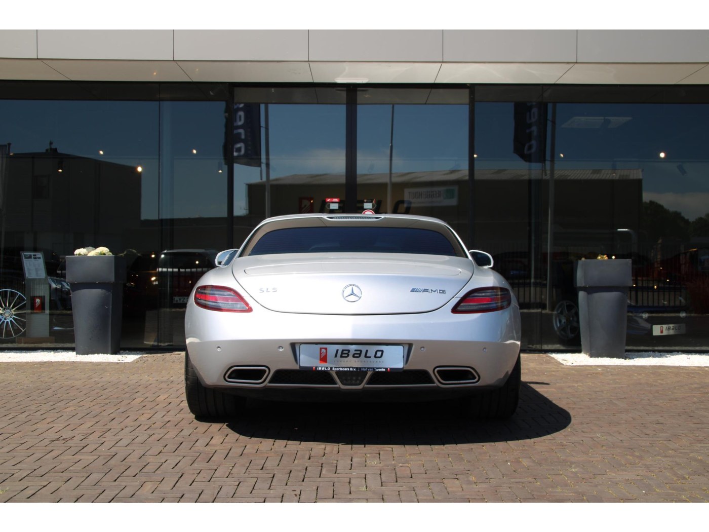 Mercedes-Benz SLS AMG Coupé — foto 21 van 47