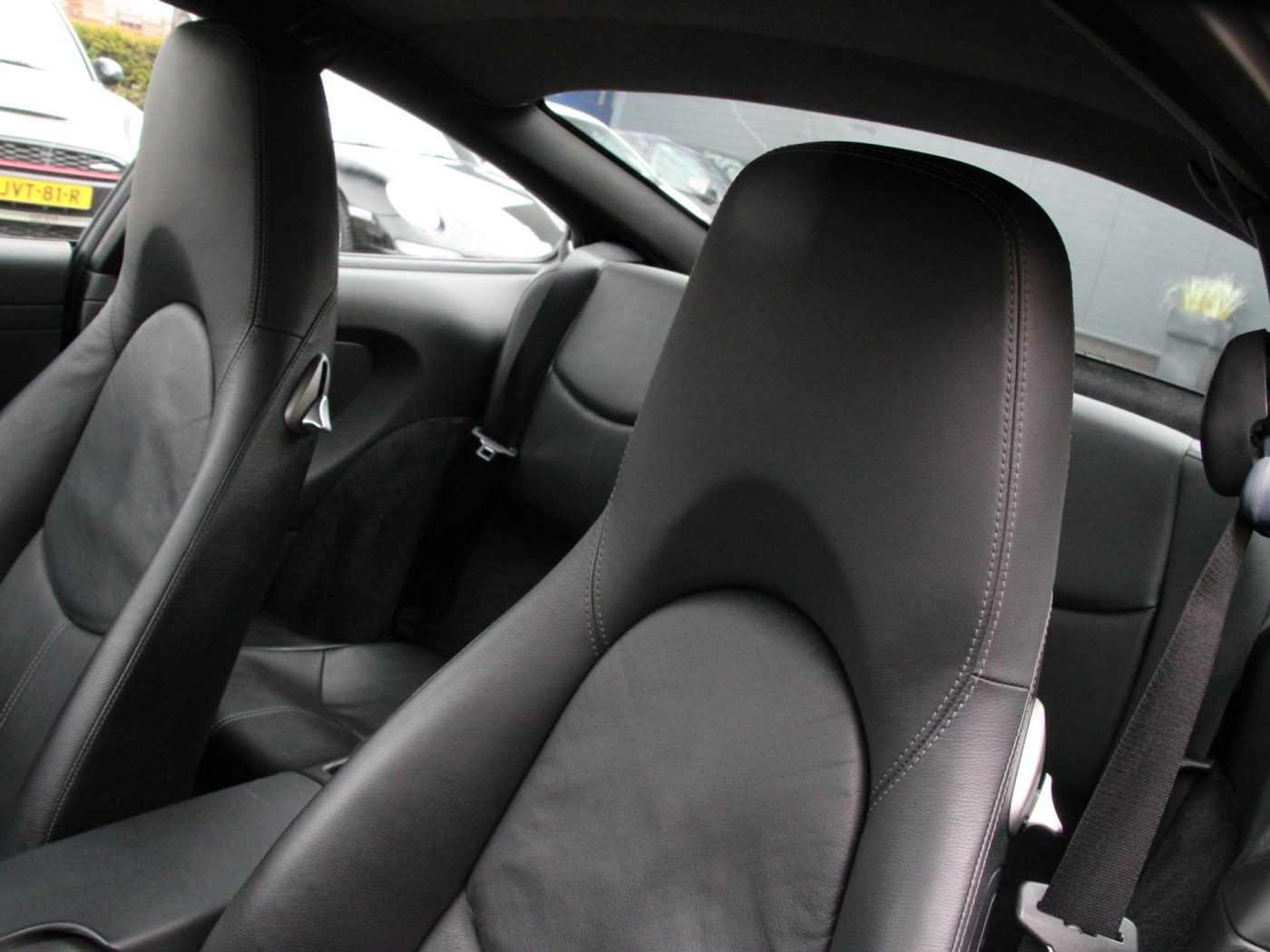 Porsche 911 3.6 Carrera | BTW | 19 inch | Historie | — foto 10 van 19