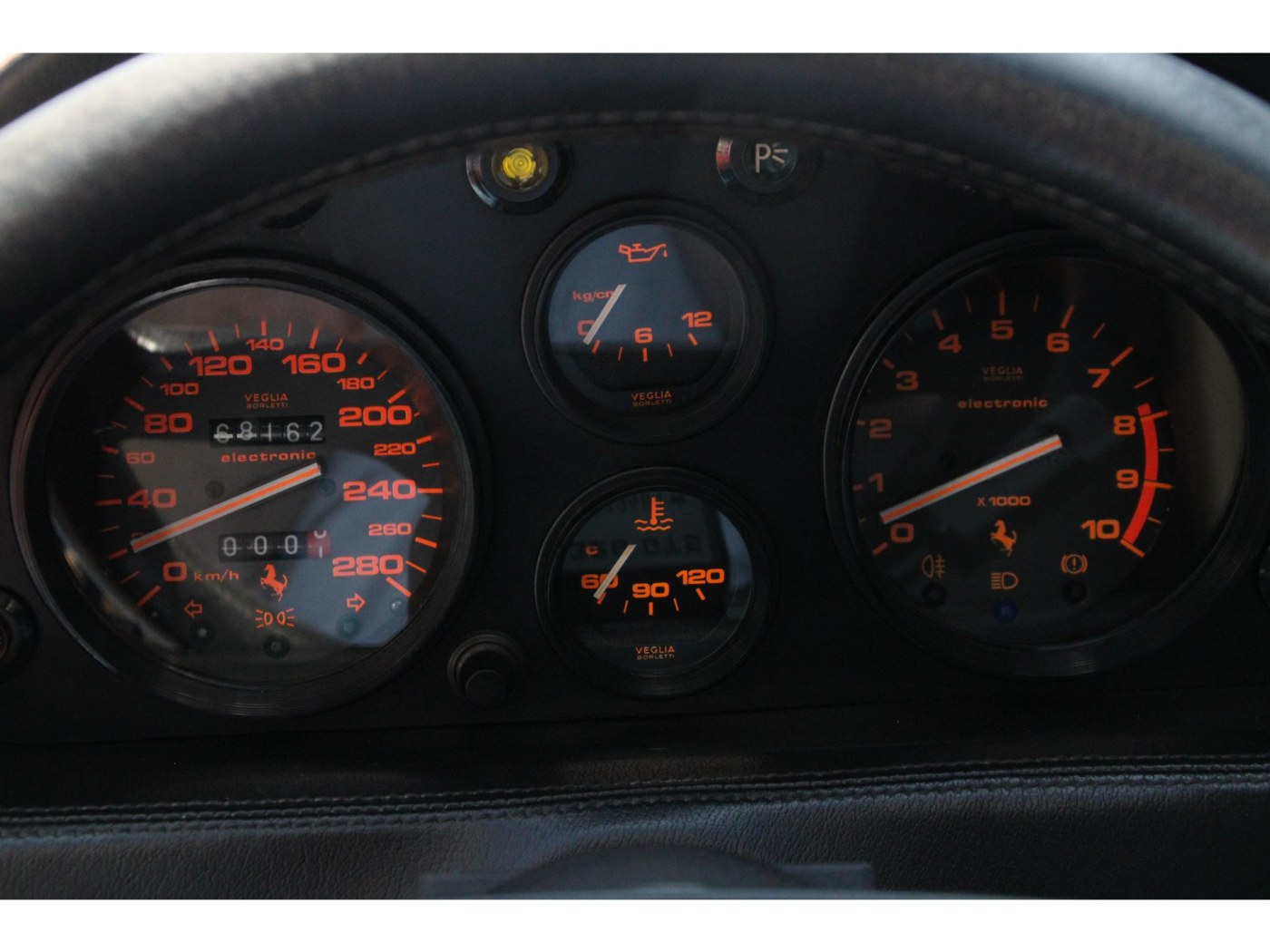 Ferrari 328 GTS | Volledige Ferrari-map | pirelli banden | — foto 49 van 60