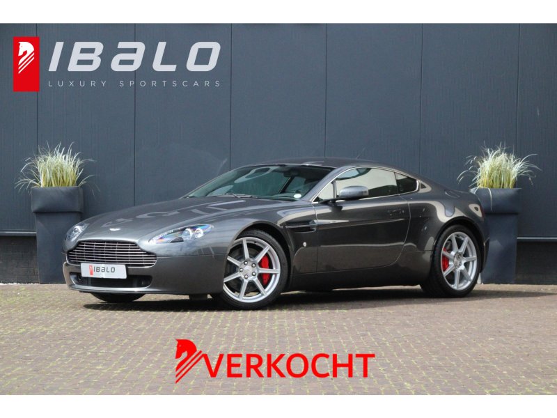 Aston Martin Aston Martin V8 Vantage