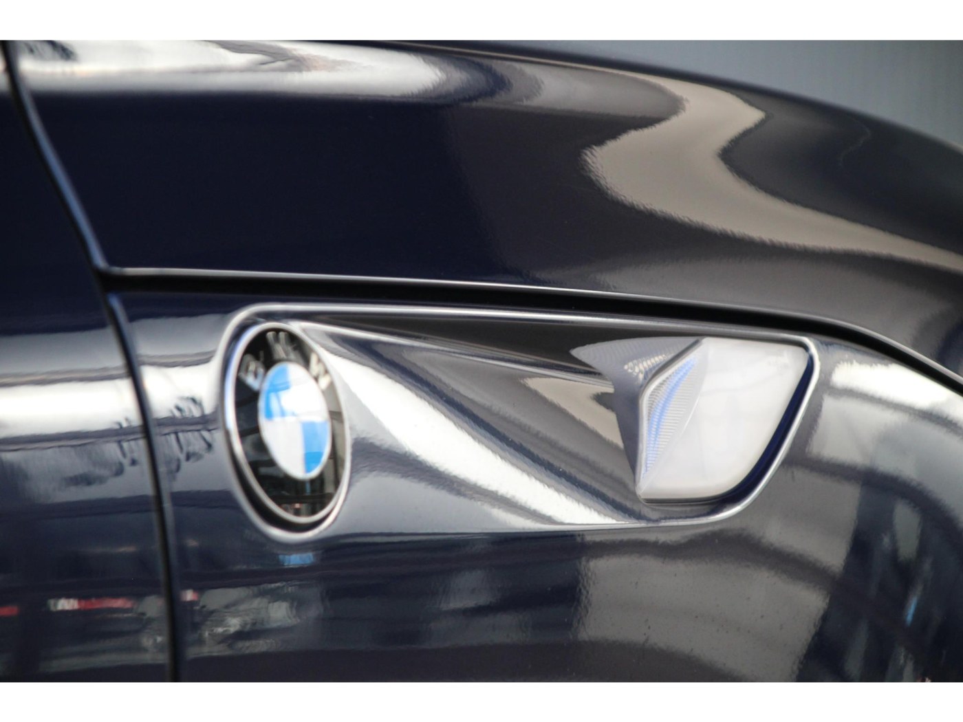 BMW Z4 Roadster sDrive23i | 6-cilinder 204pk | Design Pure White | Zeer luxe | — foto 20 van 33