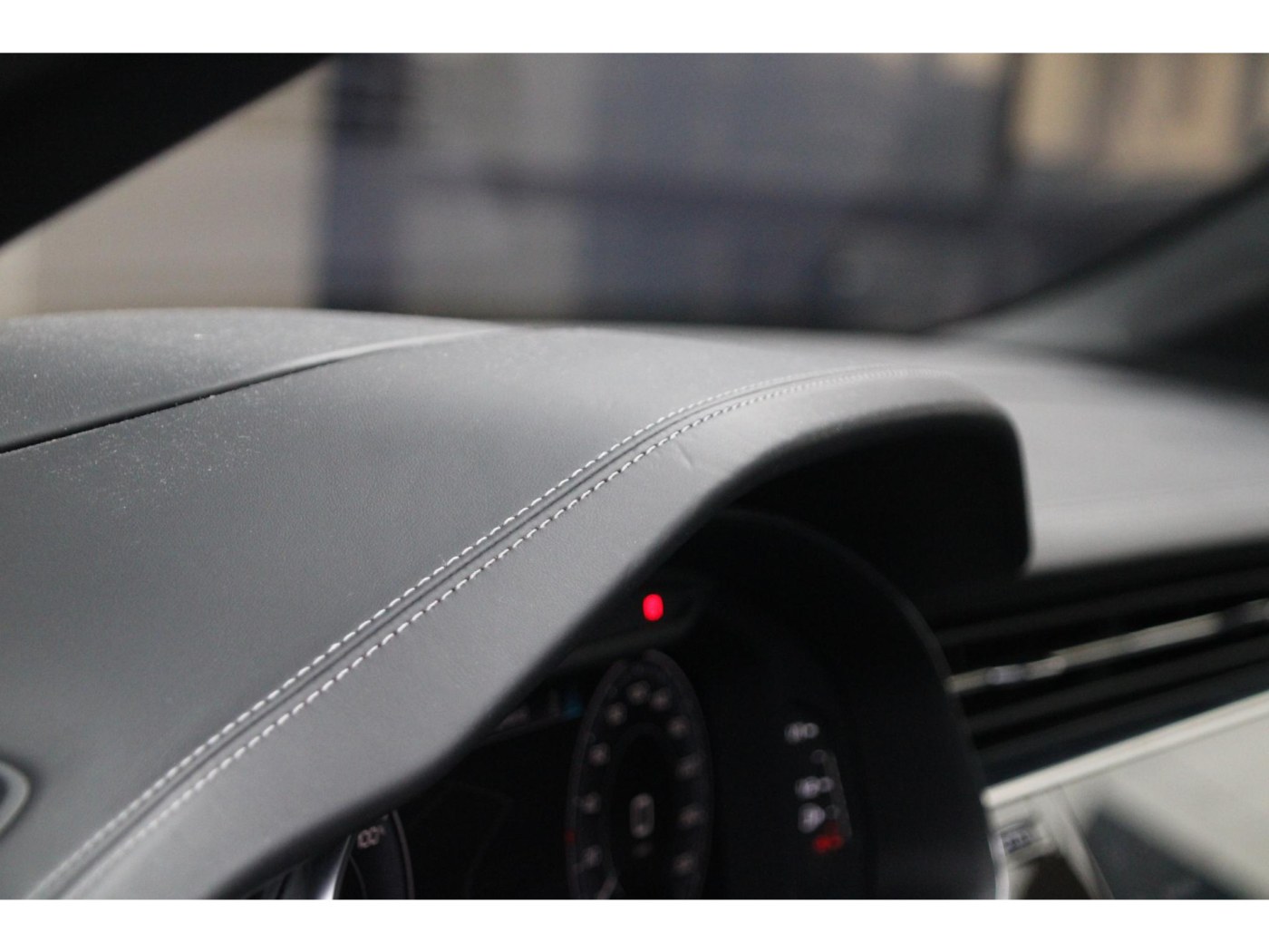 Audi Q7 60 TFSIe Competition | 456pk | S-Stoelen | Trekhaak | BOSE | — foto 30 van 45