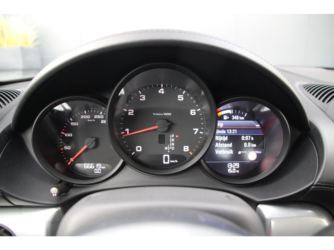Porsche 718 Cayman 2.0 Porsche 718 Cayman | 300pk | Sportuitlaat | 1e eigenaar | — foto 23 van 31