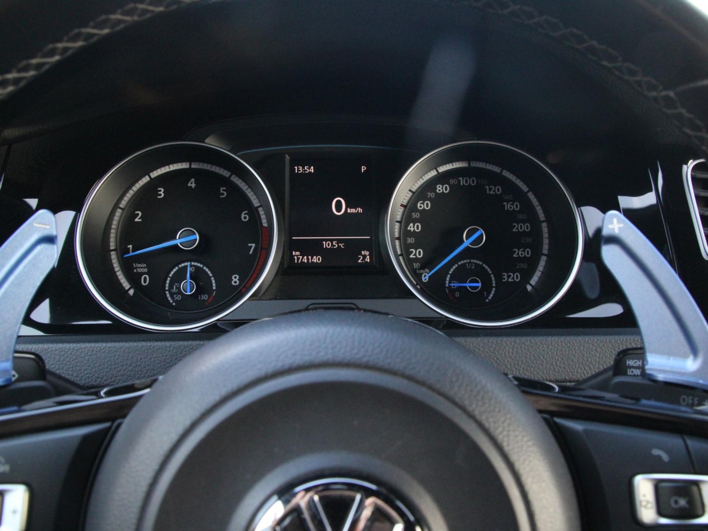Volkswagen Golf 2.0 TSI R 4Motion | R512 Licht Blau | Dynaudio | — foto 5 van 35