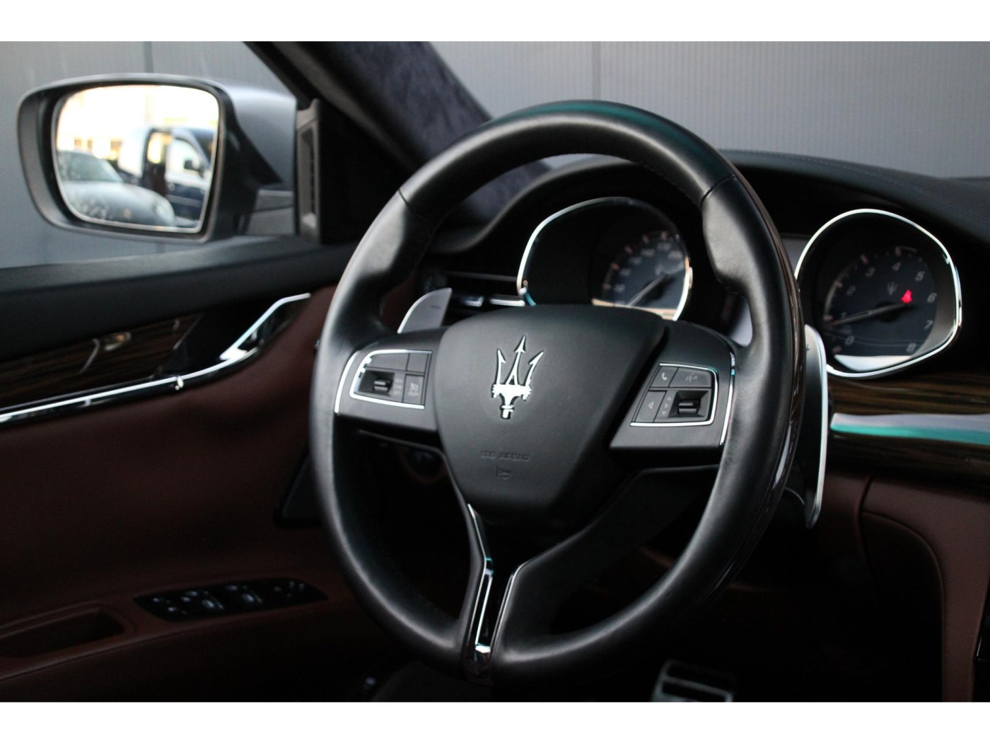 Maserati Quattroporte 3.8 V8 GTS | 530pk |  BTW | Schuifdak | B&W Audio | — foto 28 van 42